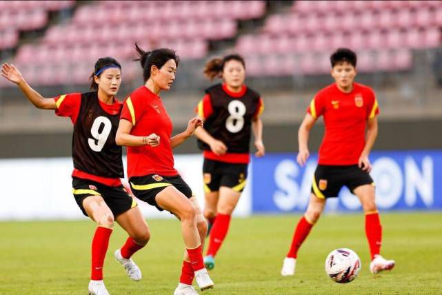 国产成人18黄网站麻豆